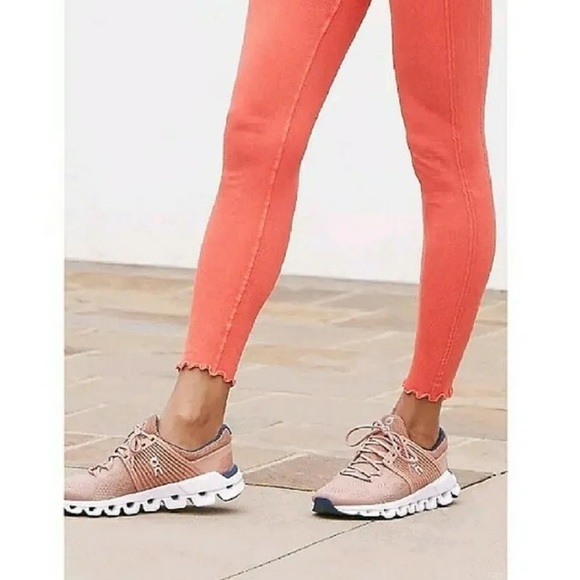 Anthropologie Everyday Leggings in Coral Ribbed - Picture 2 of 8